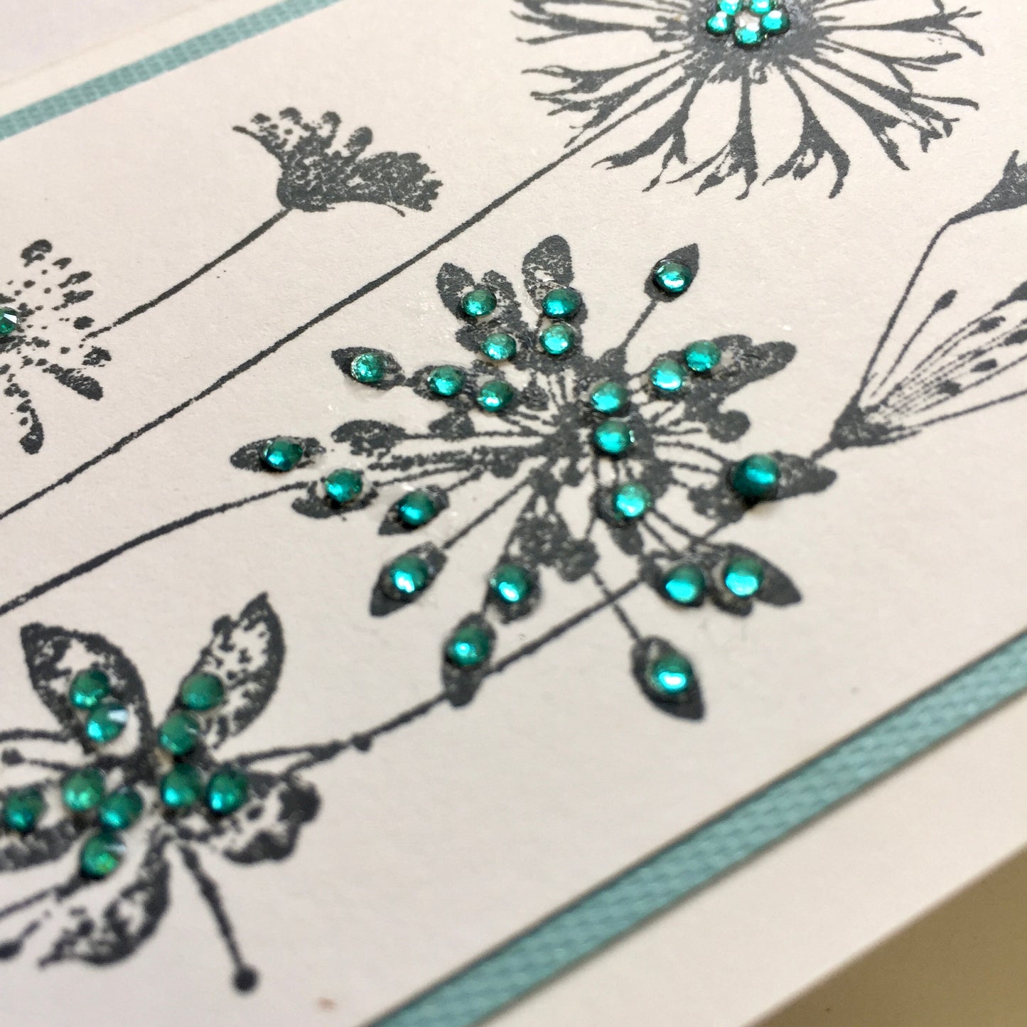 Sentiment Card & Envelope - Thank You (Sparkles)